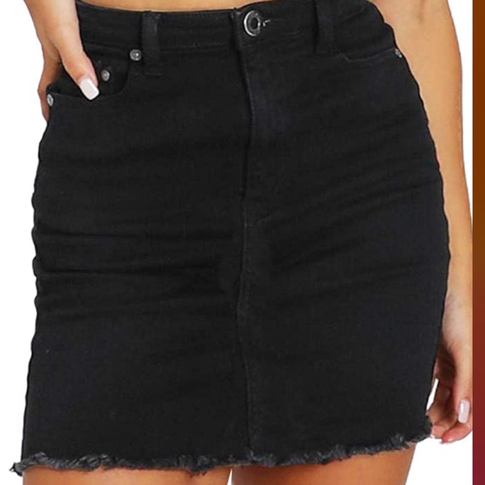 NWT Large Bodycon Mini Denim Skirt Fringed